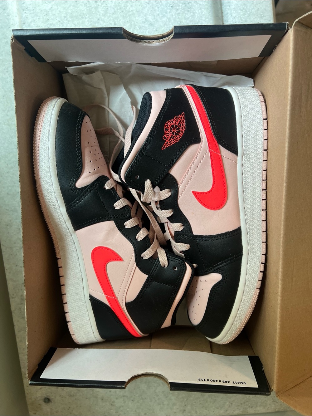 Air Jordan 1 Mid GS ‘Black Pink Crimson’